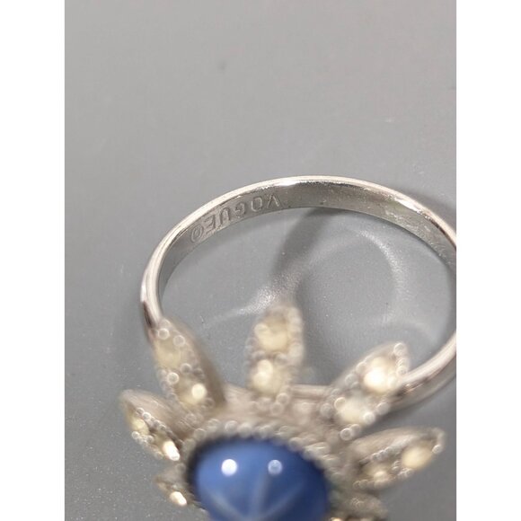 Vintage Vogue Faux Blue Star Sapphire Rhinestone Ring Silver Tone Size 6 - Picture 7 of 8